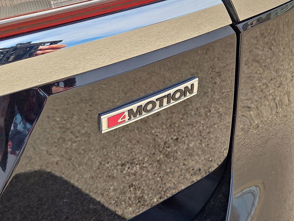 Used 2021 Volkswagen Atlas SEL Premium image 13