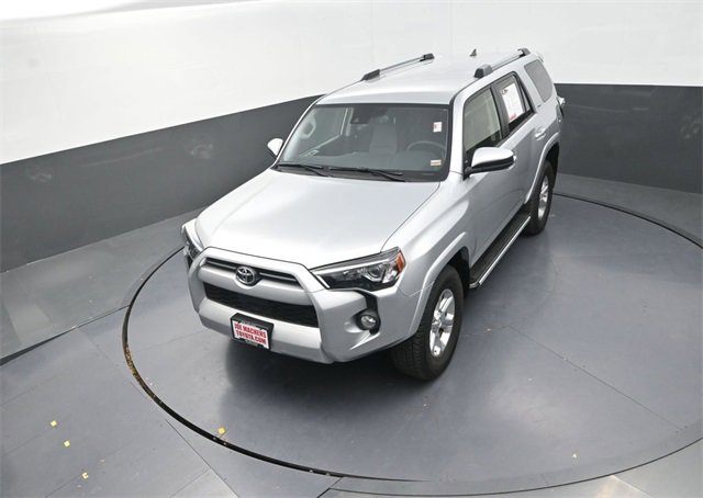 Used 2020 Toyota 4Runner SR5 image 21