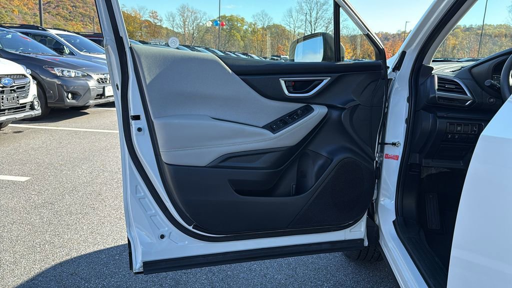 Certified 2022 Subaru Forester image 11