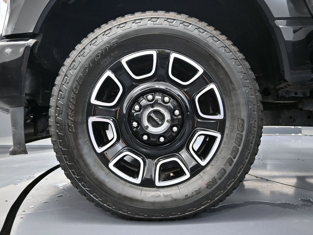 Used 2025 Ford F250 Platinum image 17