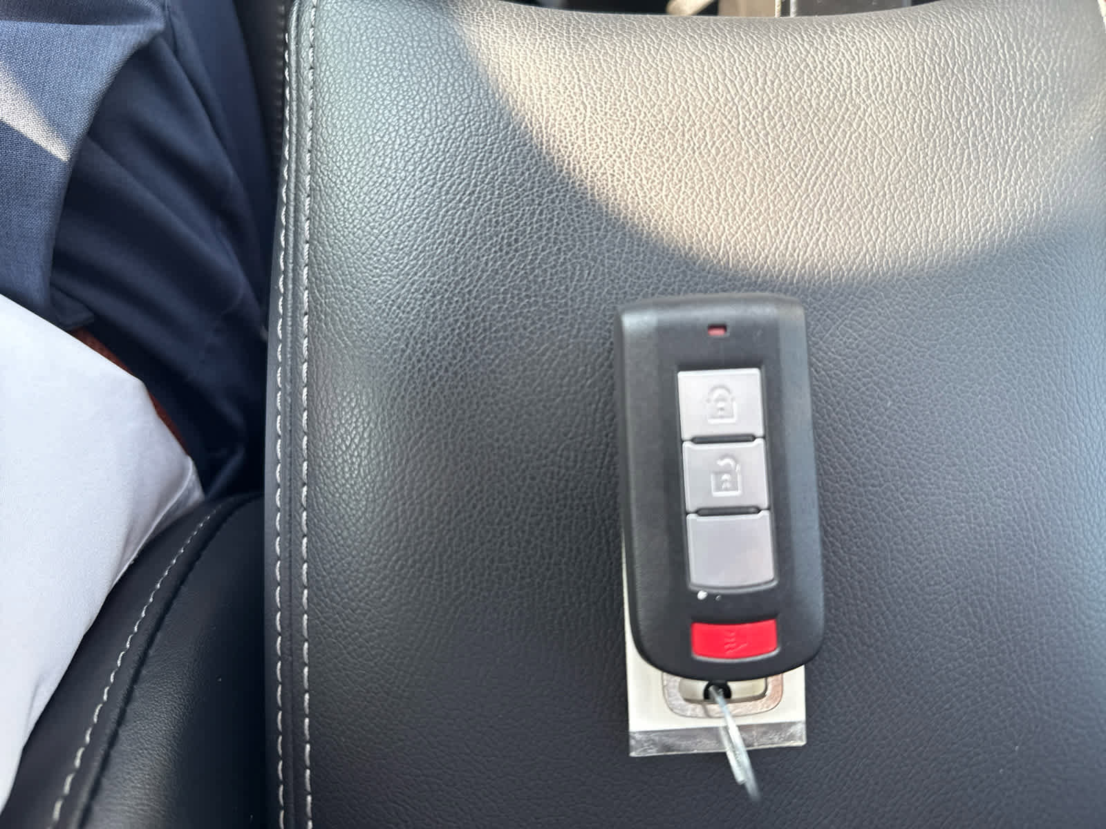 Used 2024 Mitsubishi Eclipse Cross SE image 27