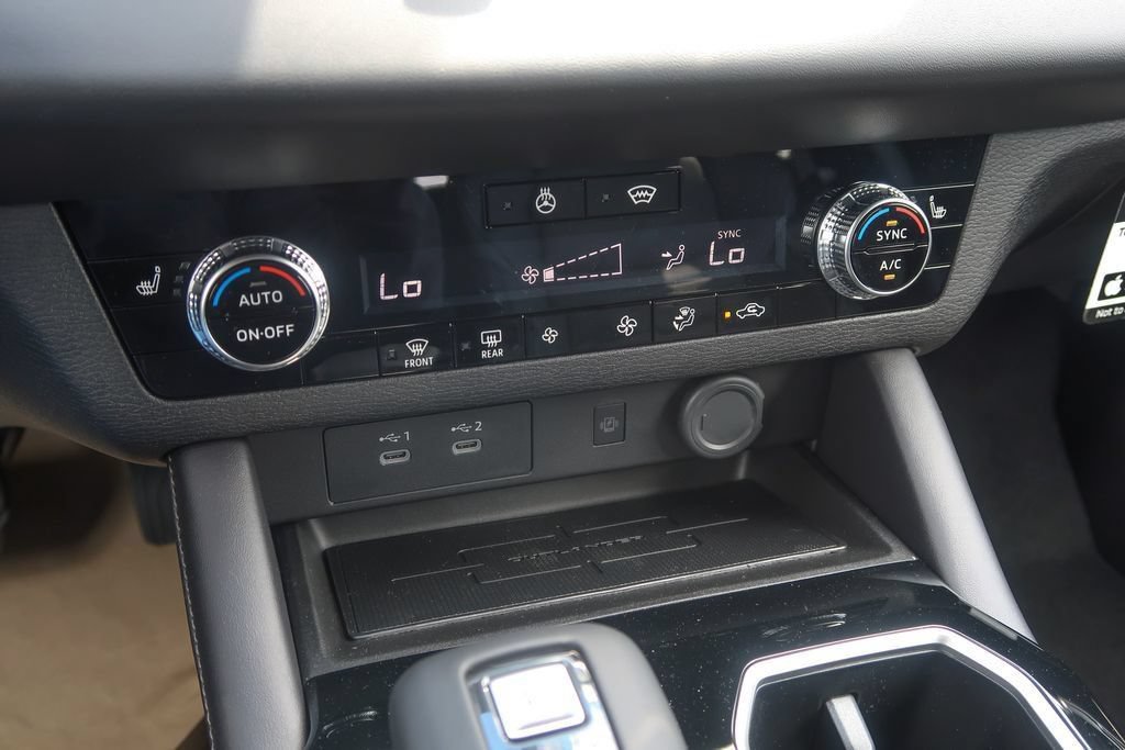 New 2026 Mitsubishi Outlander LE AWD/4WD image 39