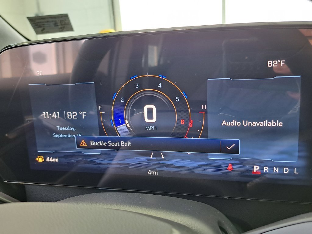 New 2027 Chevrolet Traverse LT w/ Driver Confidence Package FWD image 8