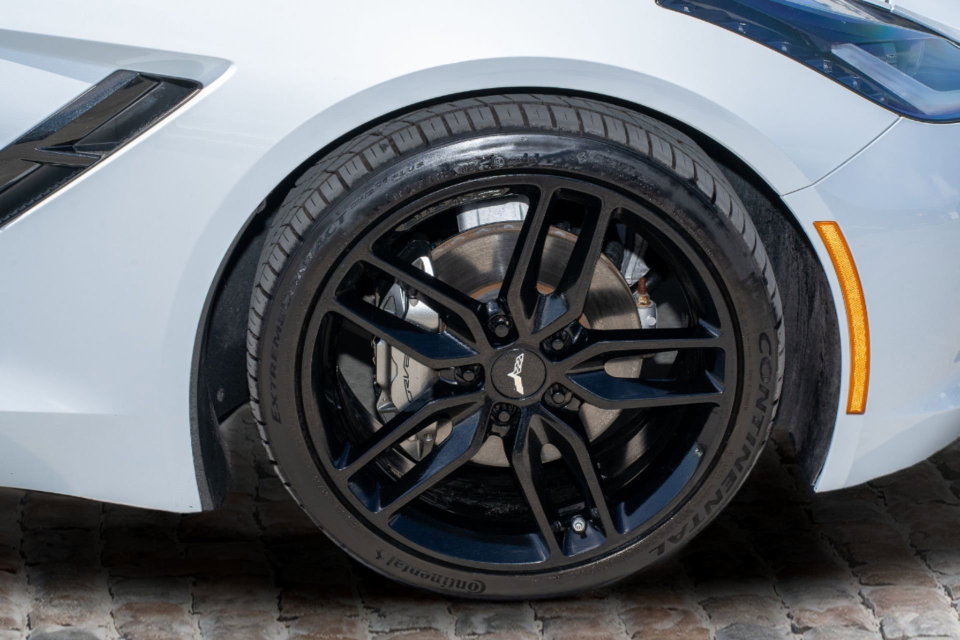 Used 2019 Chevrolet Corvette Stingray Coupe w/ 1LT image 33