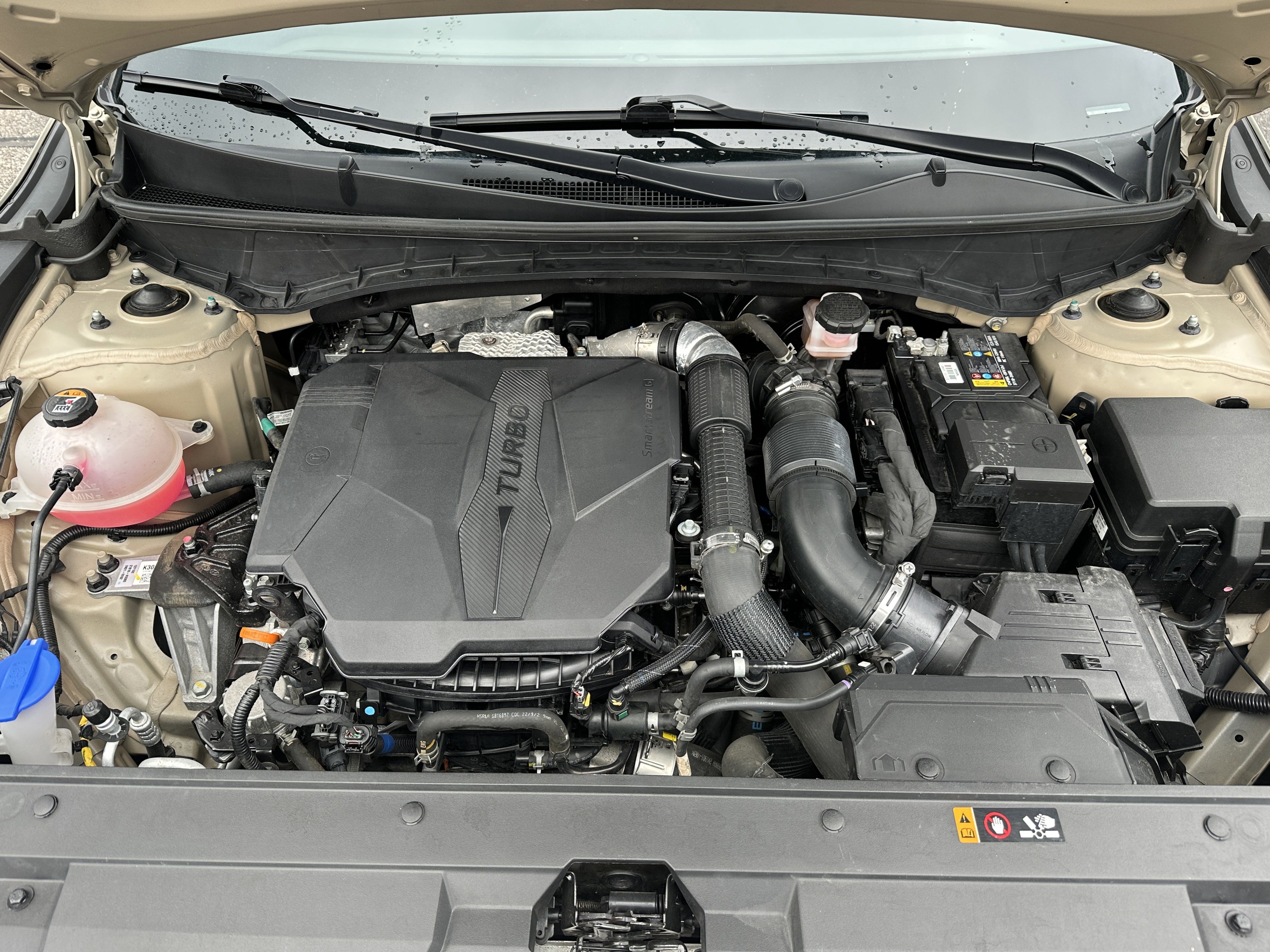 Used 2023 Hyundai Santa Cruz SEL Premium w/ Cargo Package image 9