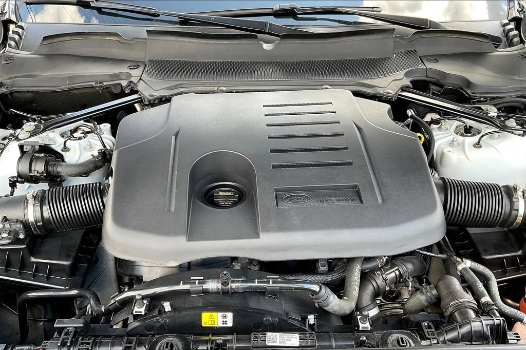 Used 2022 Land Rover Range Rover Sport HST AWD/4WD image 30