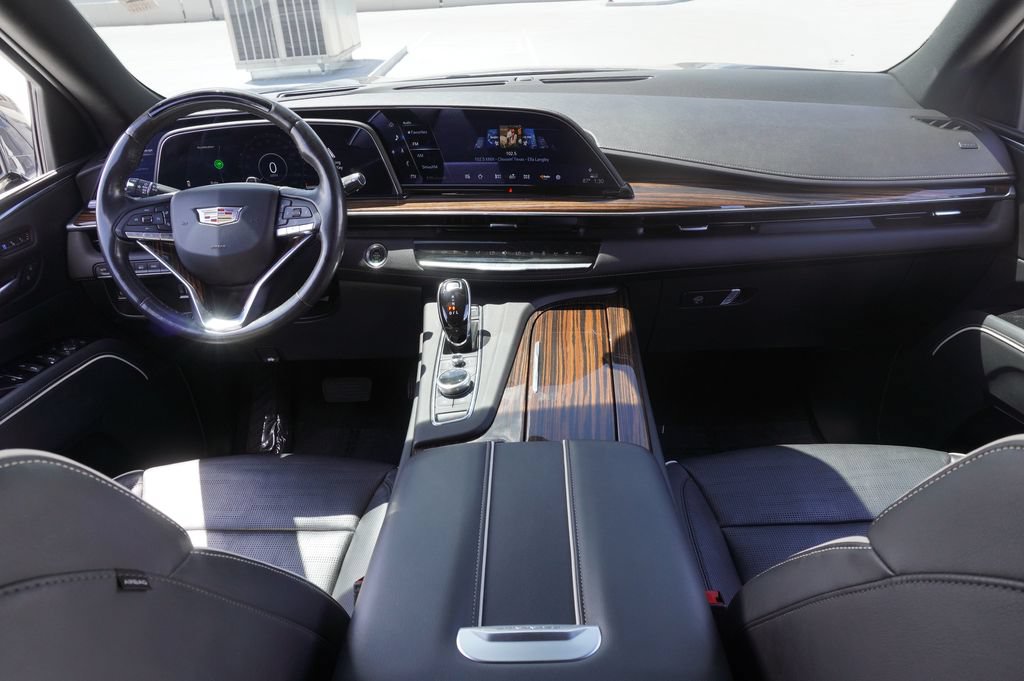 Certified 2023 Cadillac Escalade Premium Luxury w/ LPO, Radiant Package AWD/4WD image 12