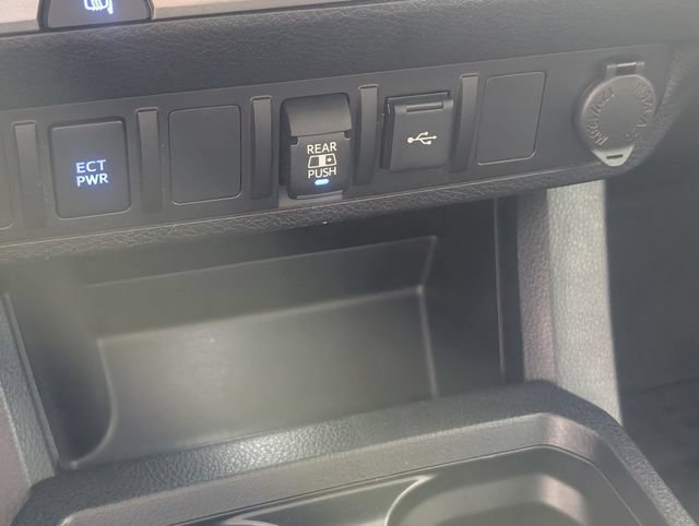 Used 2021 Toyota Tacoma SR5 RWD image 22