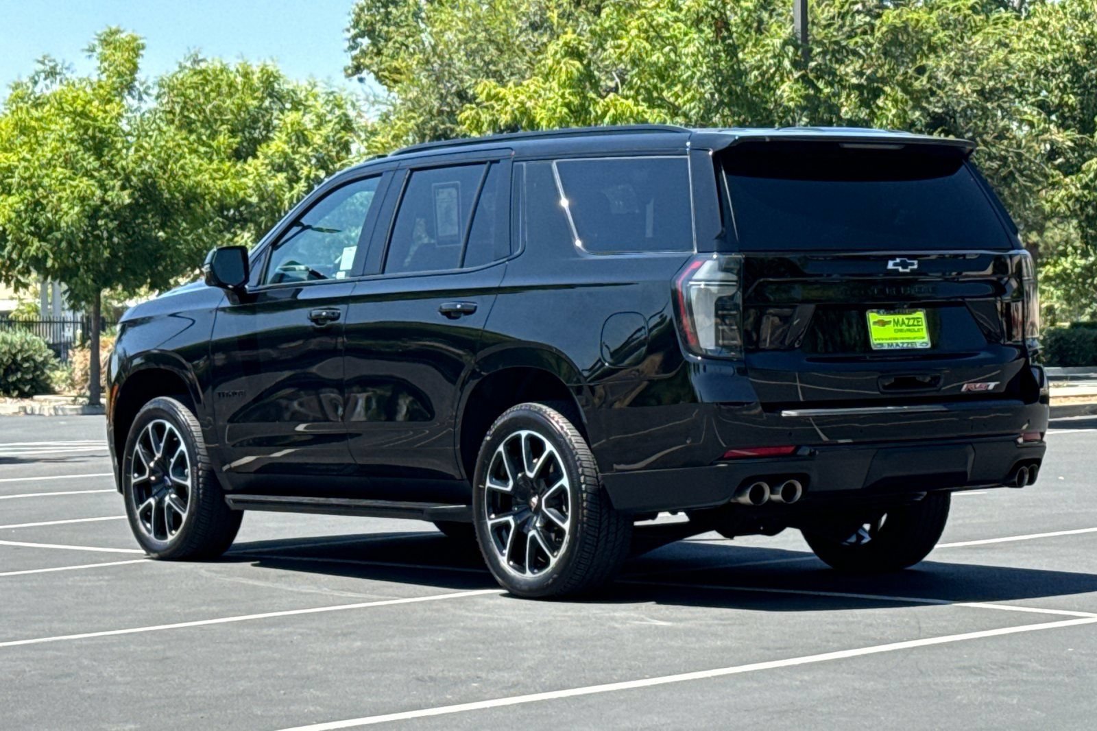 Used 2025 Chevrolet Tahoe RST w/ Comfort Package AWD/4WD image 3