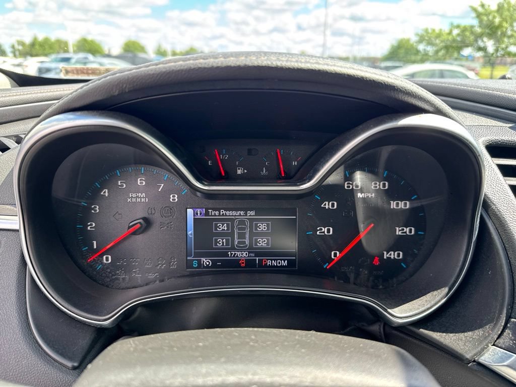 Used 2015 Chevrolet Impala LT FWD image 13