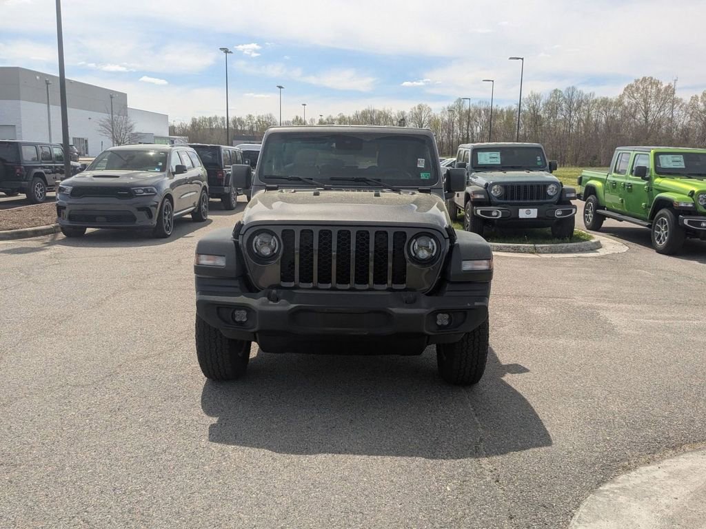 Used 2024 Jeep Wrangler Sport AWD/4WD image 8