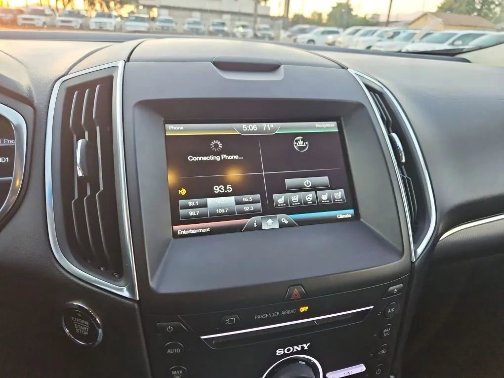 Used 2015 Ford Edge Titanium w/ Equipment Group 302A image 38