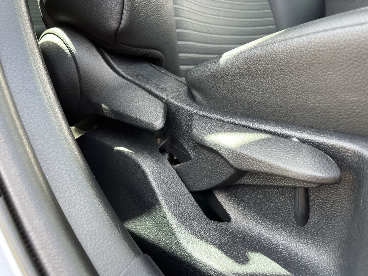Used 2024 Toyota Camry SE FWD image 25