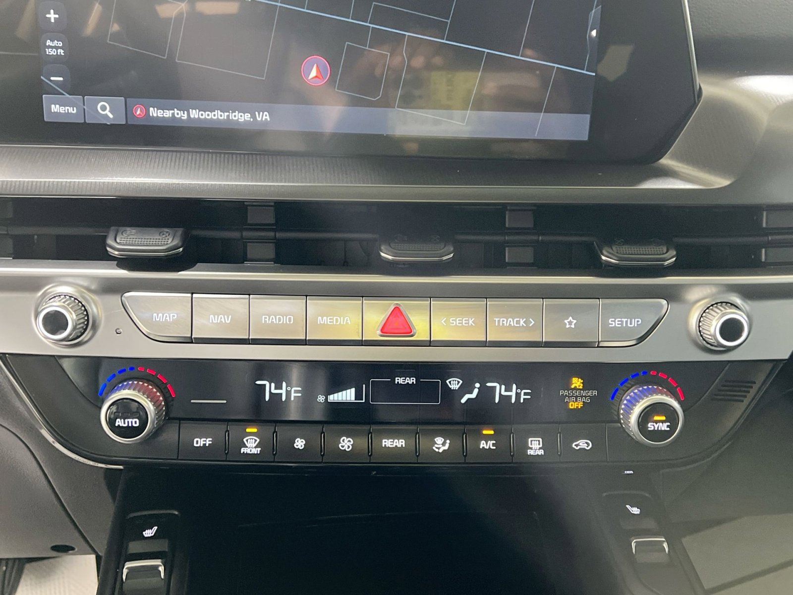 Used 2024 Kia Telluride S w/ S Sunroof Package image 16