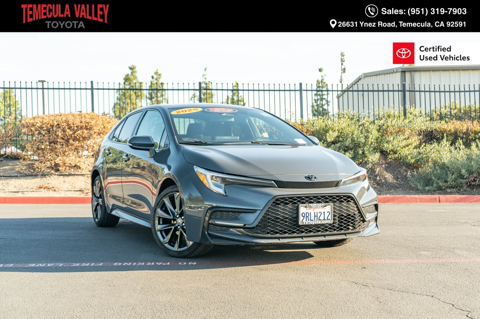 Certified 2025 Toyota Corolla SE FWD image 1