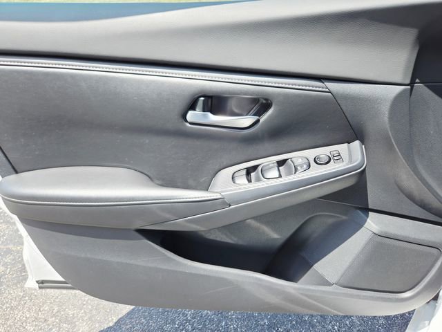 Used 2022 Nissan Sentra SV image 30