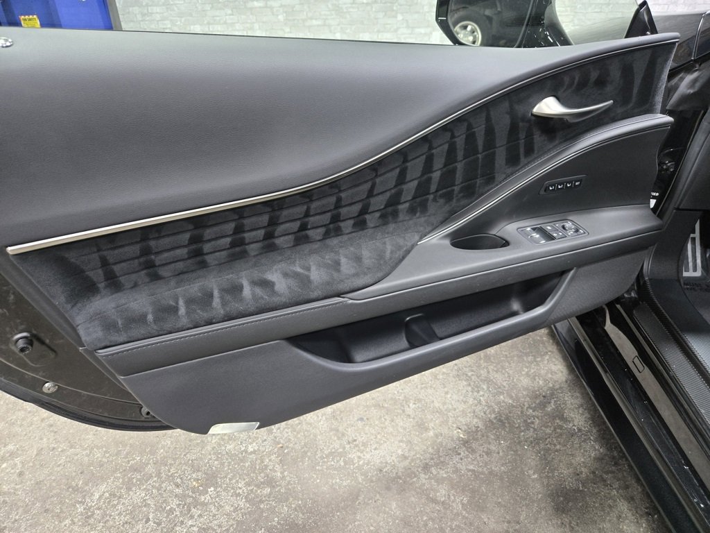 Used 2023 Lexus LC 500 Coupe w/ Performance Package image 8