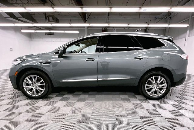 Used 2023 Buick Enclave Essence w/ Experience Buick Package AWD/4WD image 14