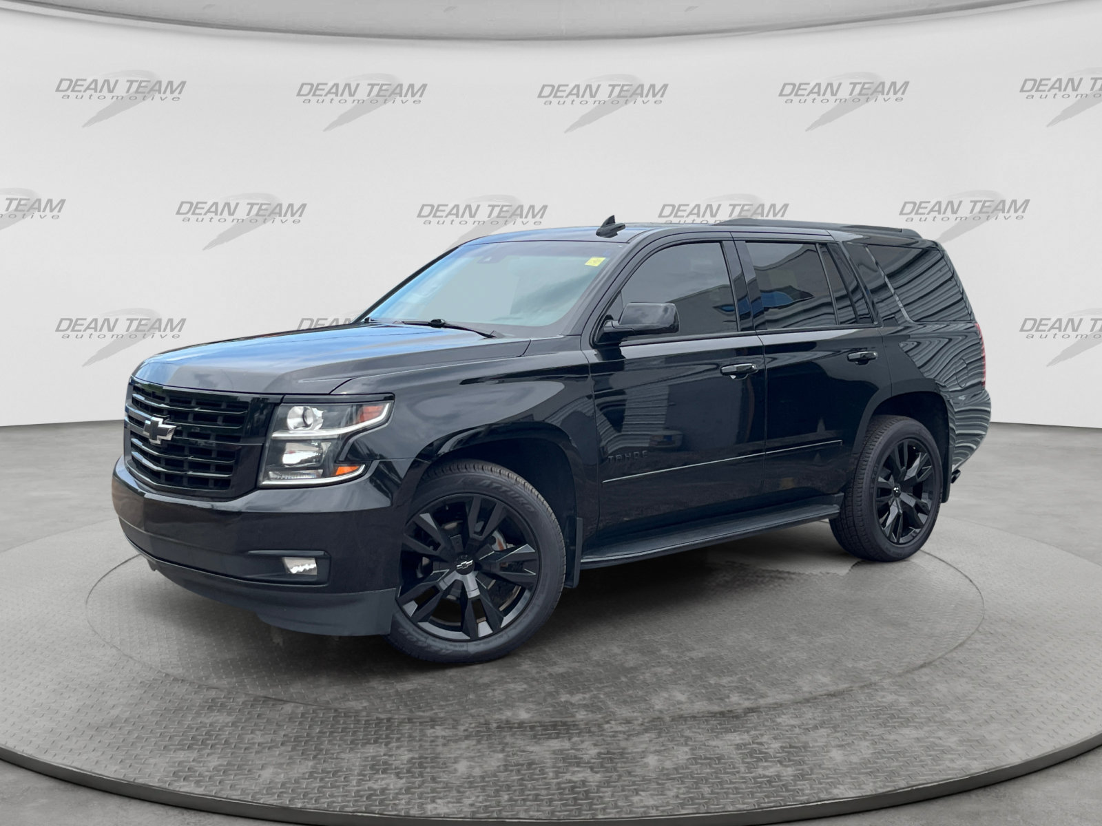 Used 2019 Chevrolet Tahoe Premier AWD/4WD image 3