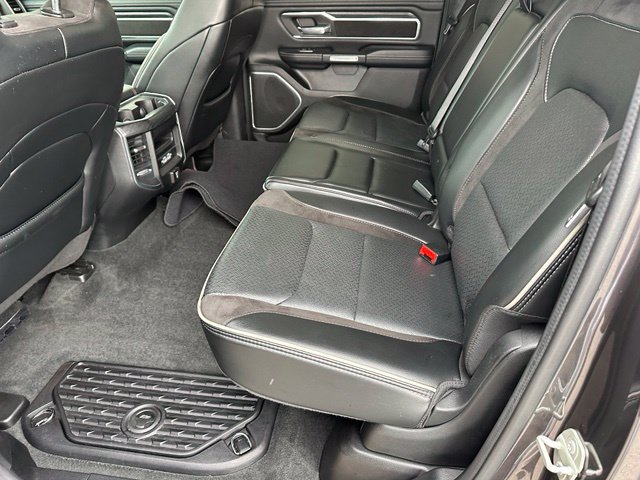 Used 2023 RAM 1500 Laramie AWD/4WD image 12