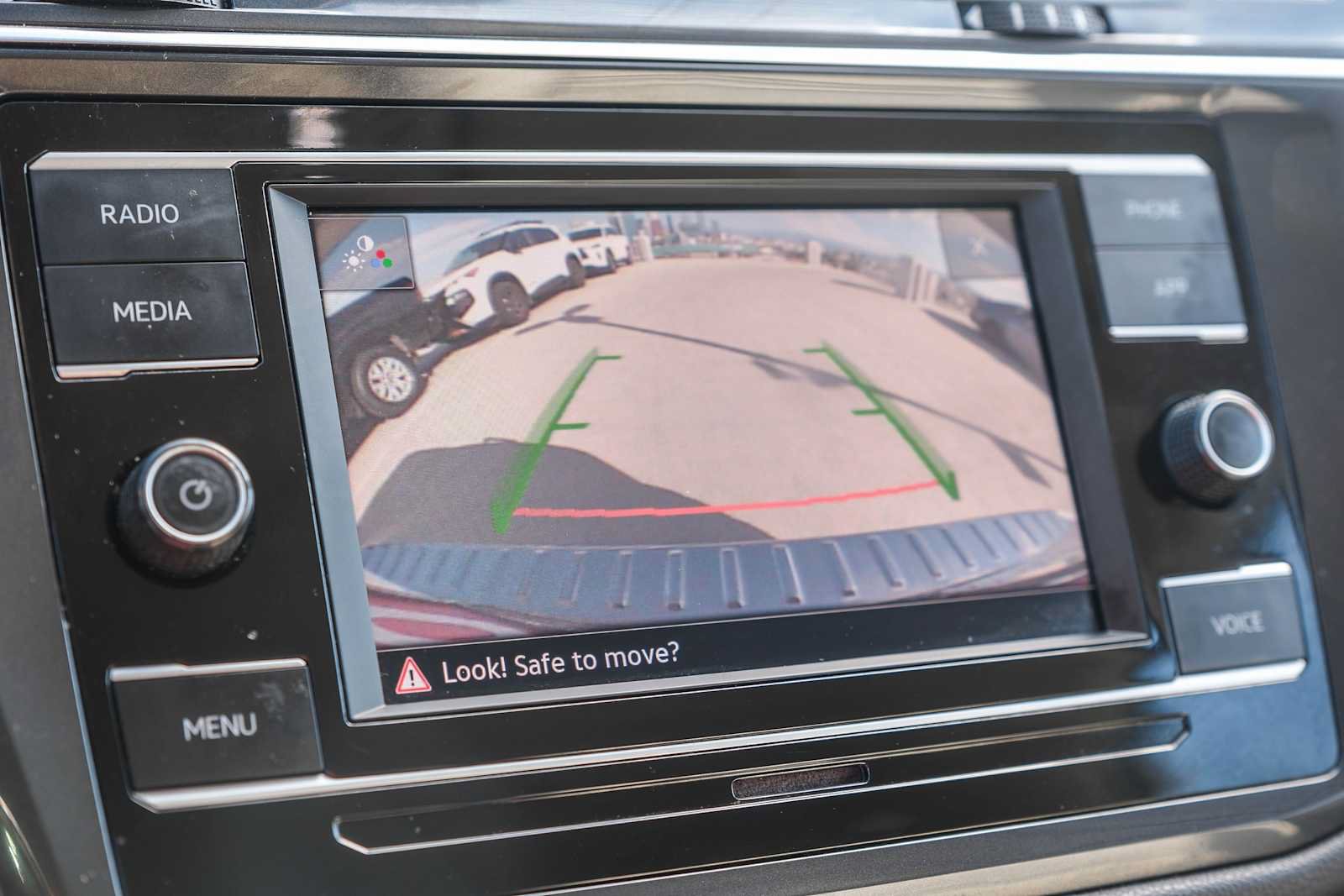 Used 2022 Volkswagen Tiguan S FWD image 24