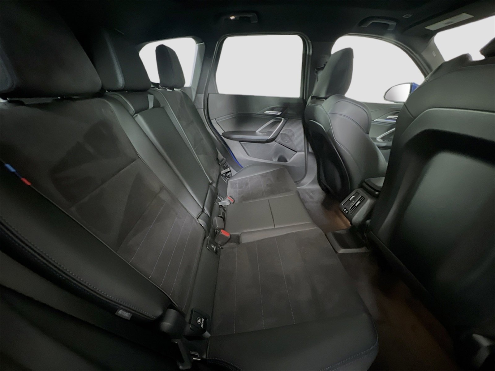 New 2025 BMW X1 xDrive28i w/ M Sport Package image 29