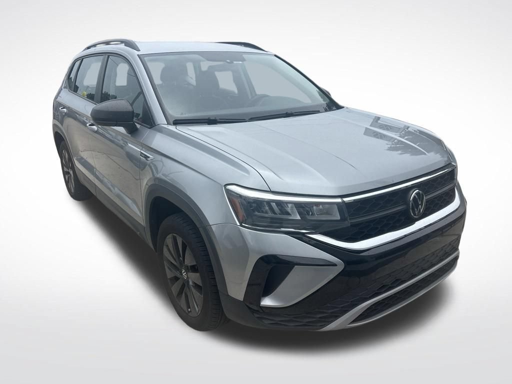 Certified 2023 Volkswagen Taos S FWD image 3