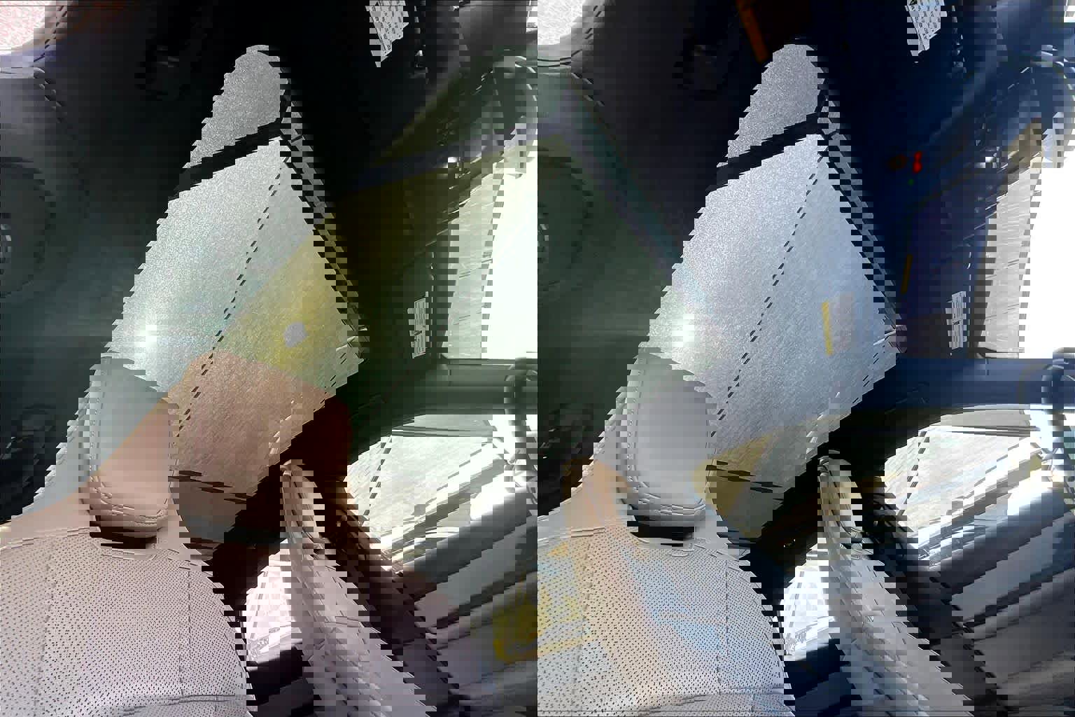 Used 2022 Porsche Taycan image 13