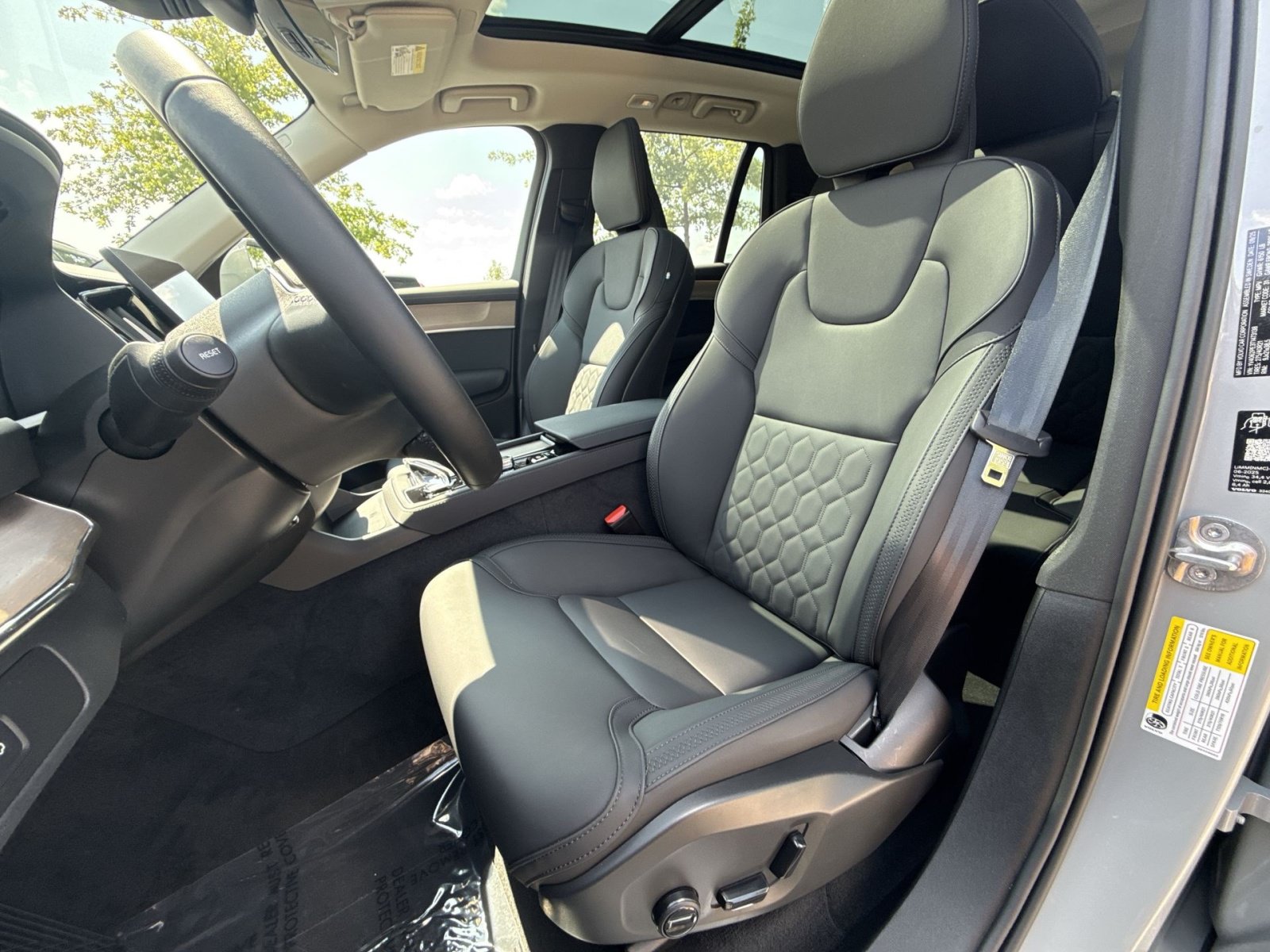 New 2026 Volvo XC90 B6 Plus AWD/4WD image 21
