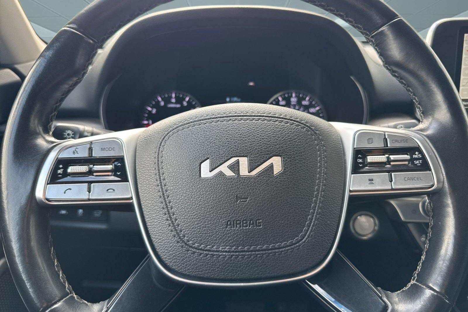 Used 2022 Kia Telluride EX w/ EX Premium Package AWD/4WD image 11