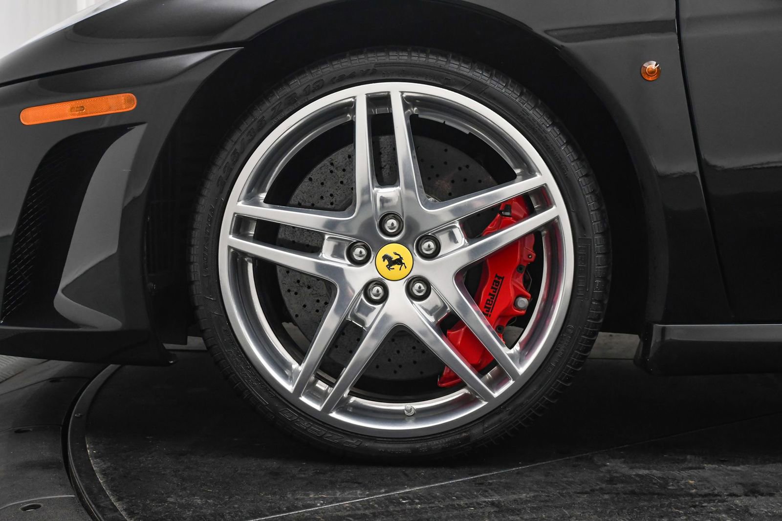 Used 2008 Ferrari F430 Spider image 32