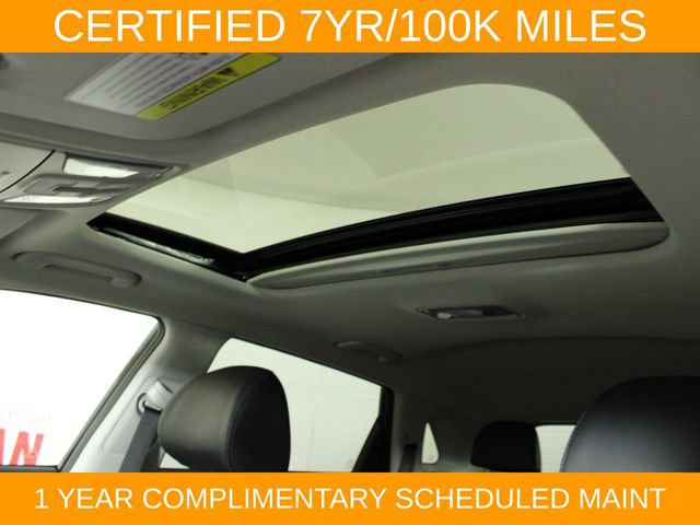 Used 2020 Kia Niro EX Premium w/ Cold Weather Package FWD image 29