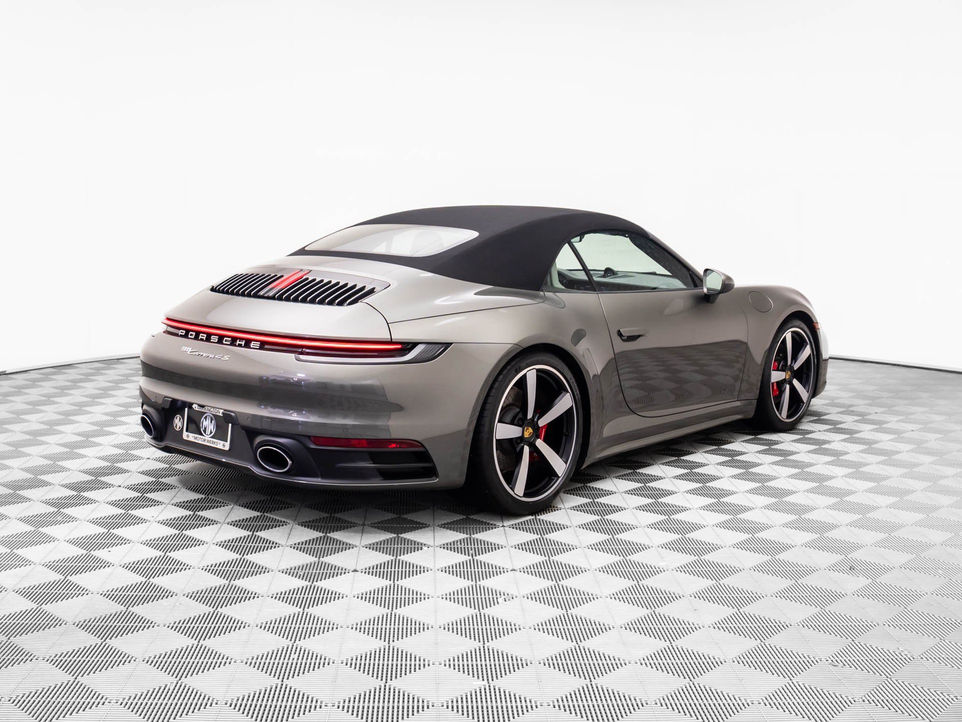 Certified 2020 Porsche 911 Carrera 4S AWD/4WD image 8