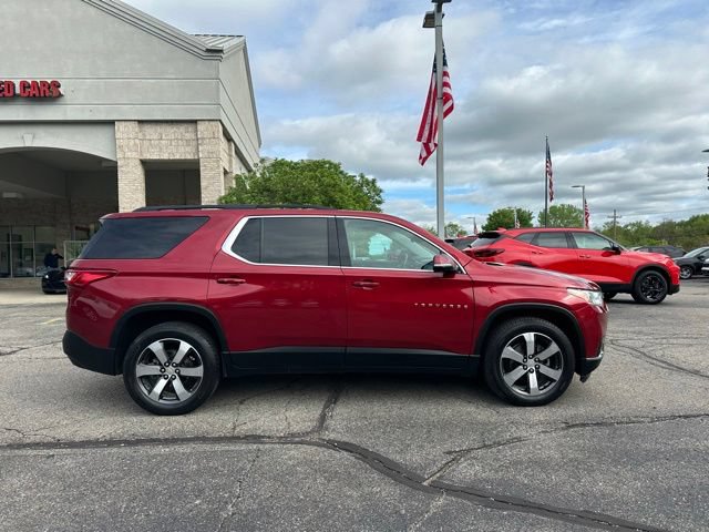 Used 2020 Chevrolet Traverse LT w/ LT Premium Package FWD image 6