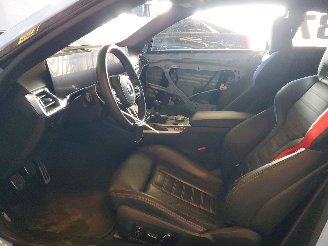 Used 2024 BMW M2 w/ Lighting Package RWD image 5