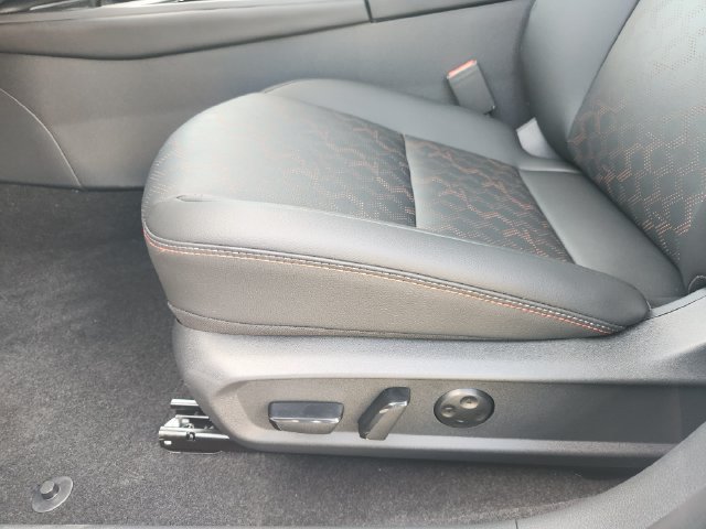 New 2027 Nissan Sentra SR w/ SR Premium Package FWD image 21