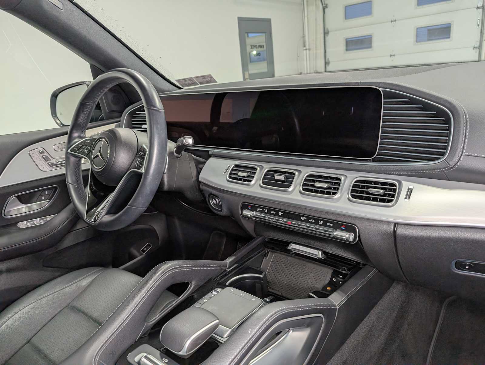 Certified 2024 Mercedes-Benz GLS 450 4MATIC image 42