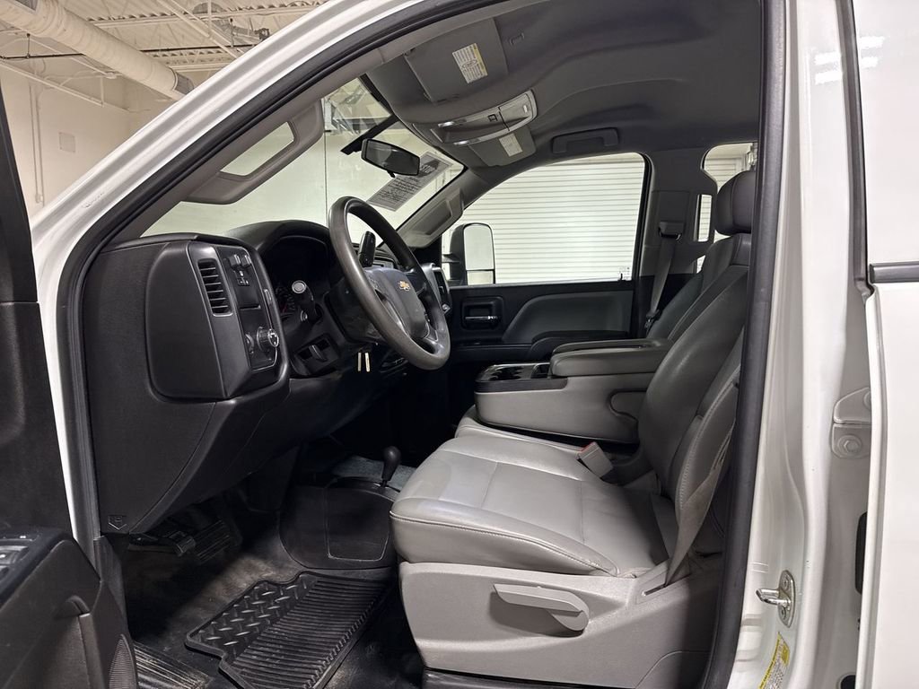 Used 2016 Chevrolet Silverado 2500 W/T image 18