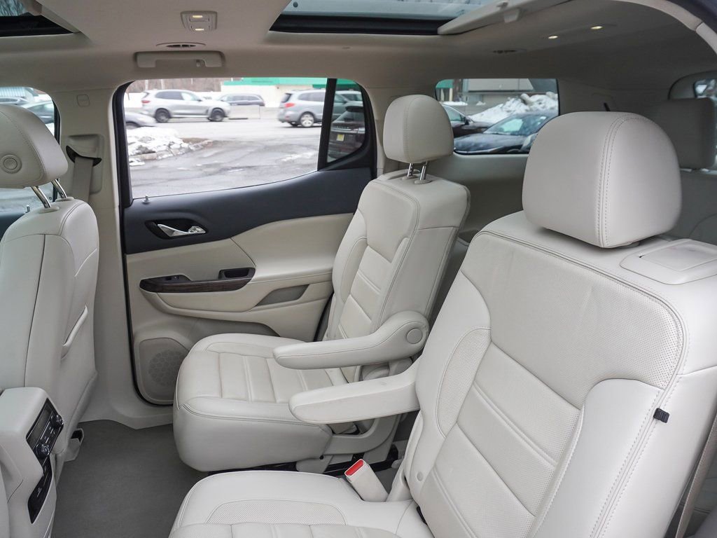 Used 2020 GMC Acadia Denali w/ Denali Ultimate Package image 48