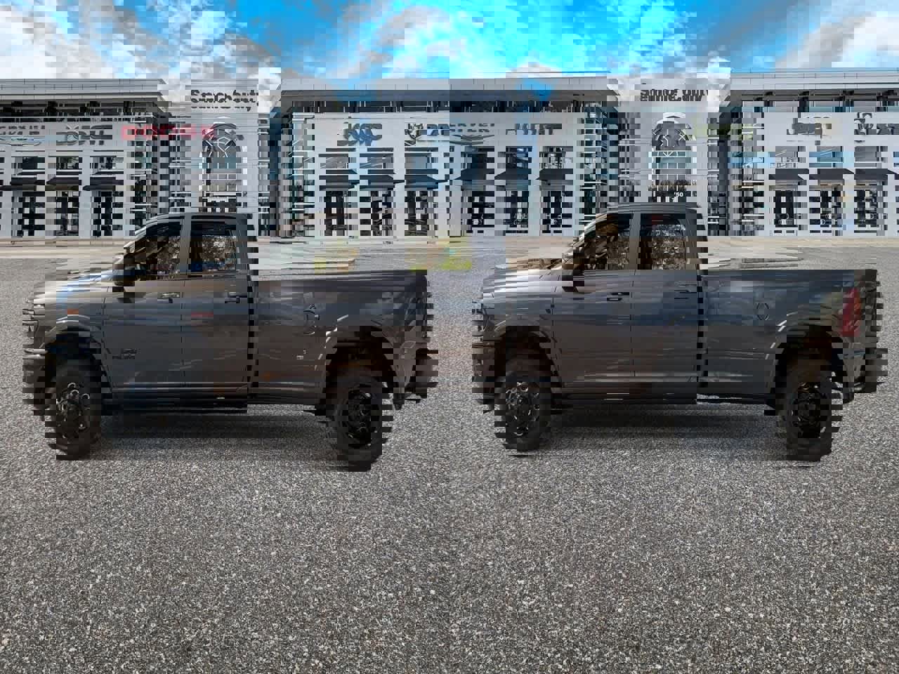 New 2026 RAM 3500 Limited image 5