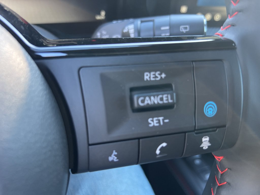 New 2026 Nissan Kicks SR w/ Cold Weather Package AWD/4WD image 42