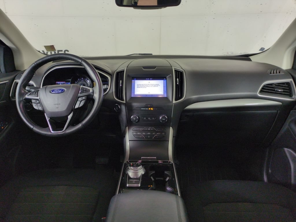 Used 2019 Ford Edge SEL AWD/4WD image 14