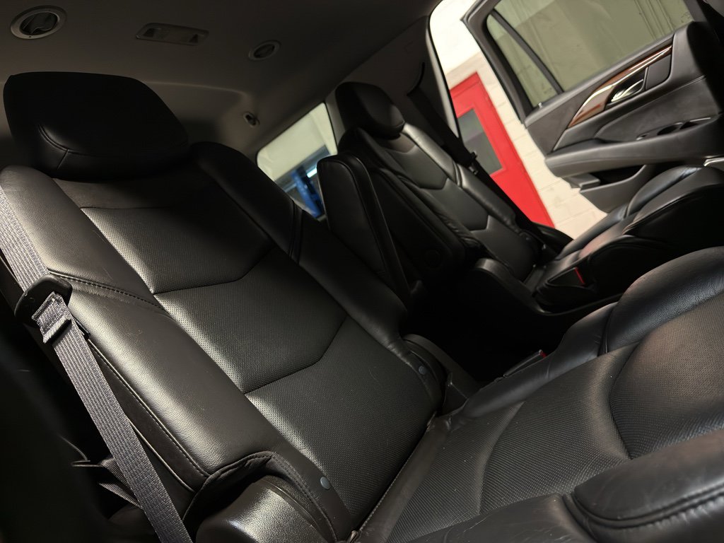 Used 2019 Cadillac Escalade Luxury image 27