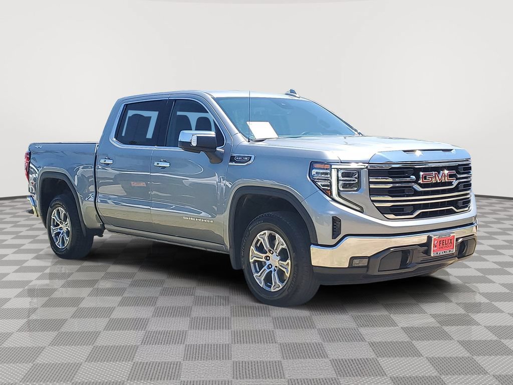 Used 2025 GMC Sierra 1500 SLT AWD/4WD image 3