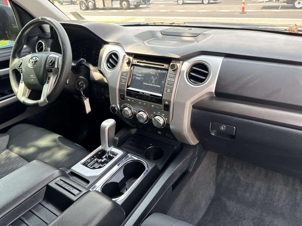 Used 2019 Toyota Tundra SR5 w/ SR5 Upgrade Package AWD/4WD image 14
