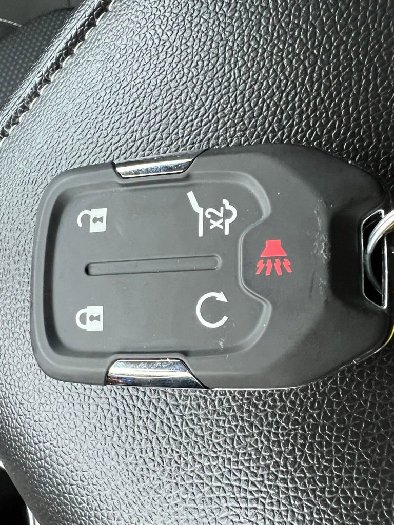 Used 2023 GMC Acadia SLE w/ Driver Convenience Package image 45