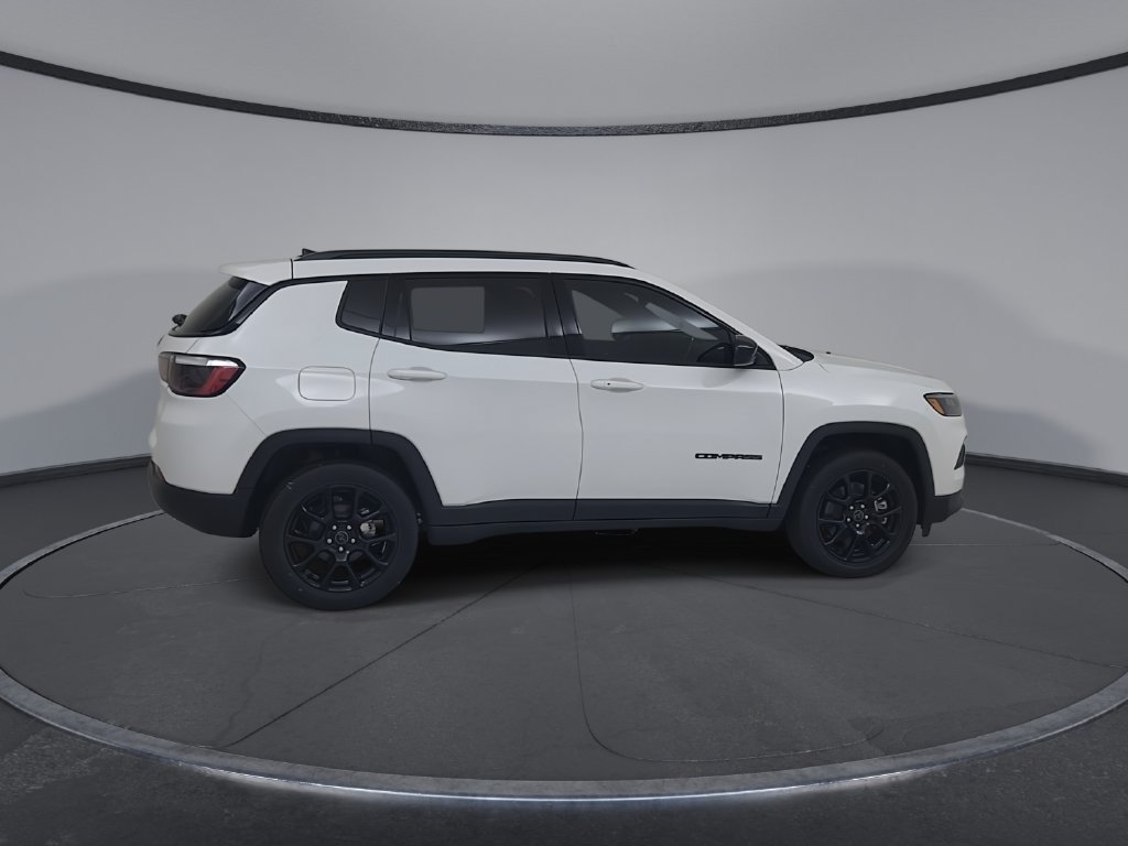 New 2026 Jeep Compass Latitude AWD/4WD image 15