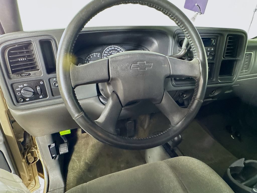 Used 2005 Chevrolet Silverado 1500 LS AWD/4WD image 11