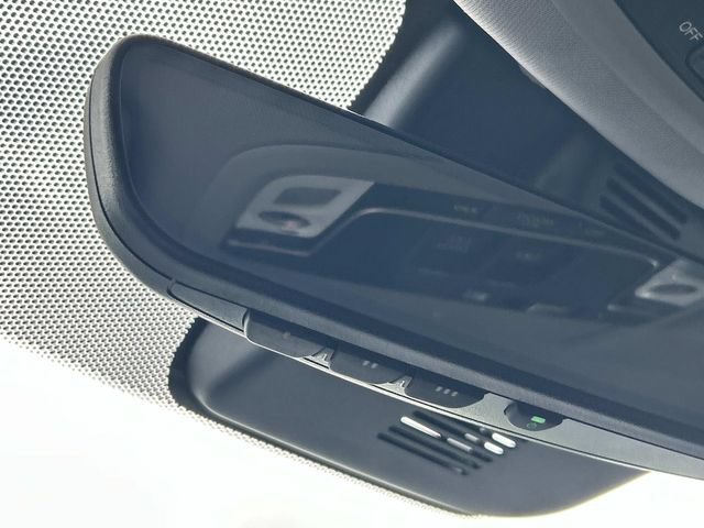 Used 2021 Honda Pilot Elite image 29