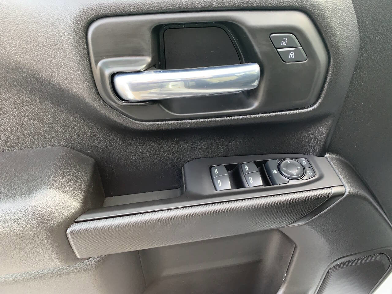 Used 2023 GMC Sierra 1500 Pro w/ Graphite Edition image 12